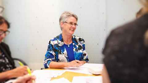 Distinguished Professor Dame Jane Harding meeting with Liggins Institute staff