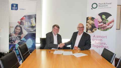 Professor John Hosking and Plant & Food Research’s Chief Scientist Richard Newcomb