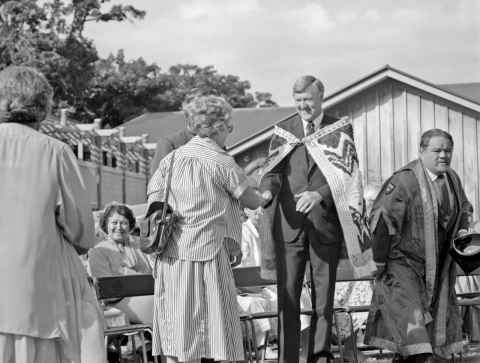 Ceremony at new Waipapa Marae 1988.