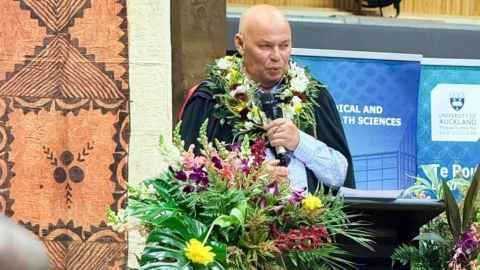 Image of Sir Collin Tukuitonga